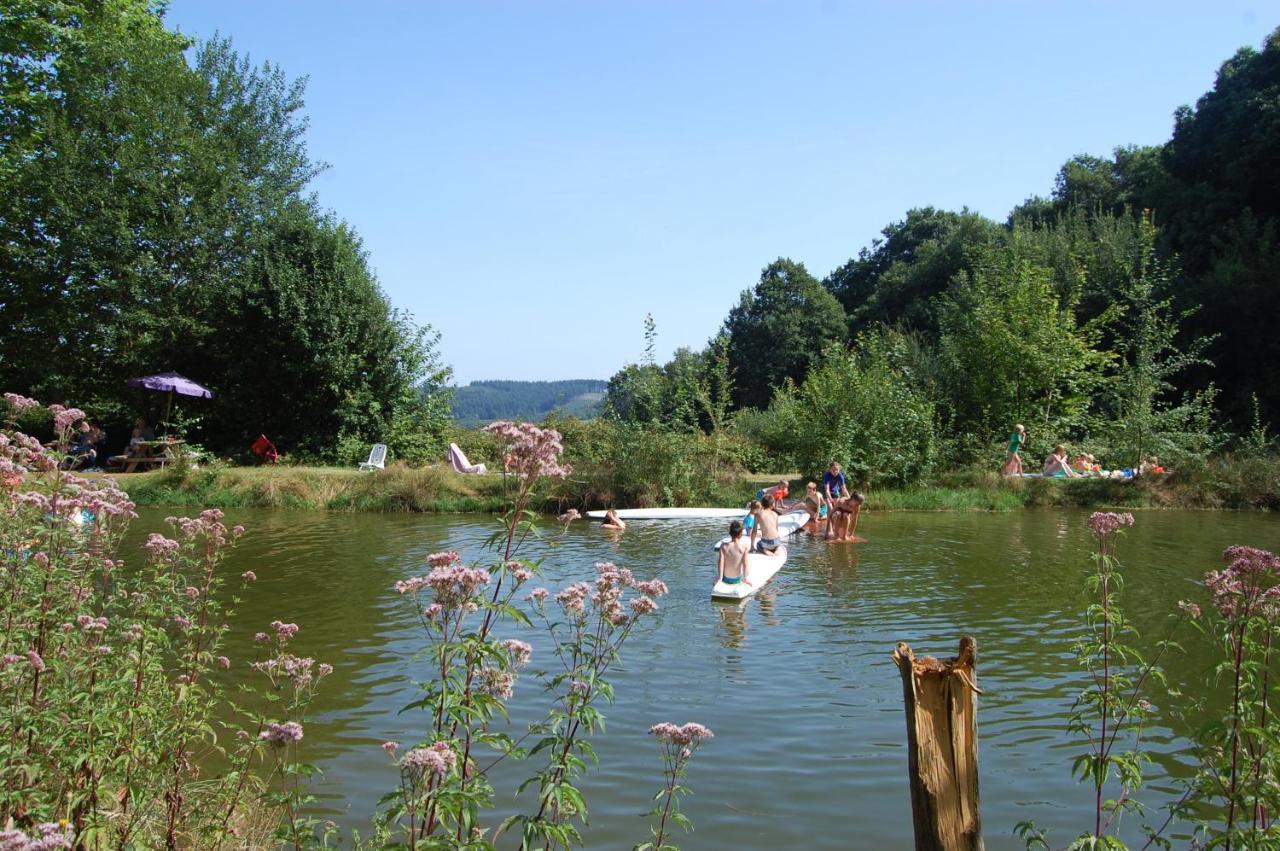Camping La Foret Du Morvan Vintage Caravan Larochemillay Εξωτερικό φωτογραφία